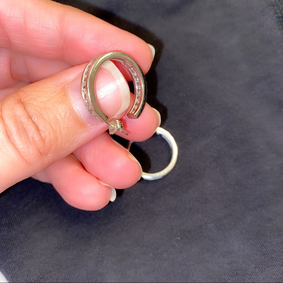 DiamondEarrings - Picture 3 of 4